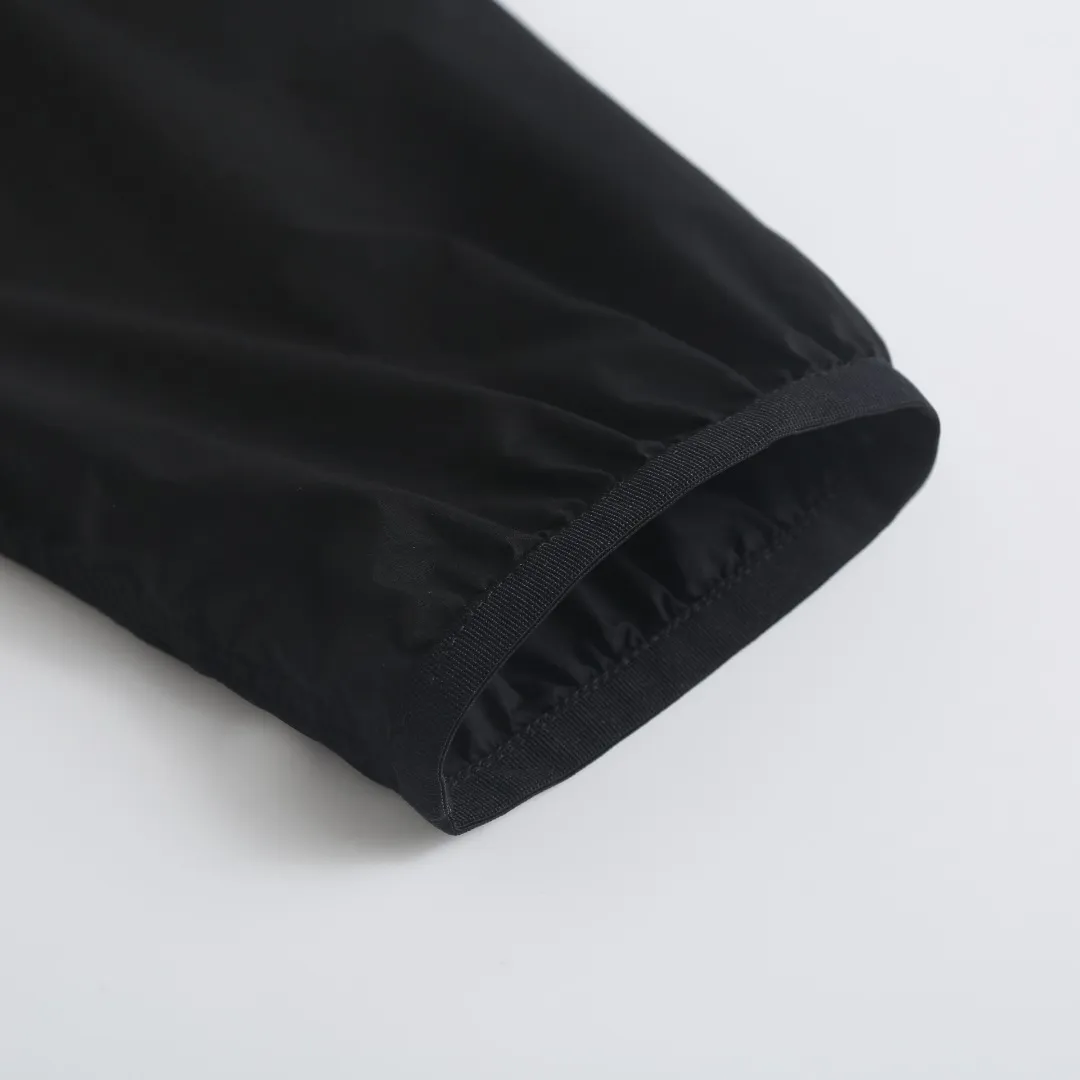 canada oos ： ， ， ， ， ， ， ， 、 ， 。 ： ， ， 。 ， ， ， ，Wear-Resistant 。 ： ， ， 。 ： Size:S M L XL ：D